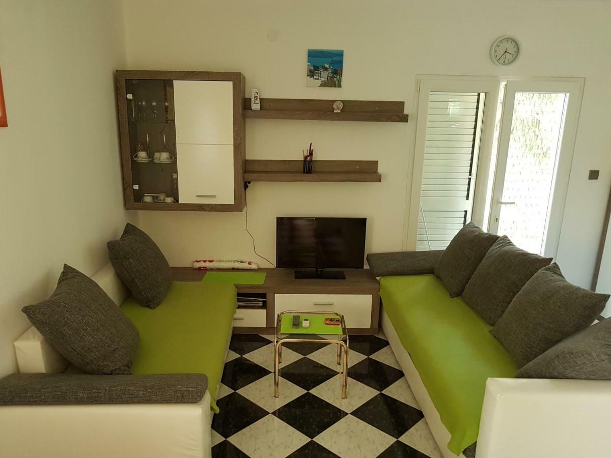 Apartment Mimosa Вир Екстериор снимка